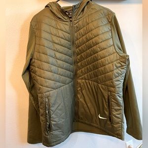 Nike Aerolayer running jacket. Size large.